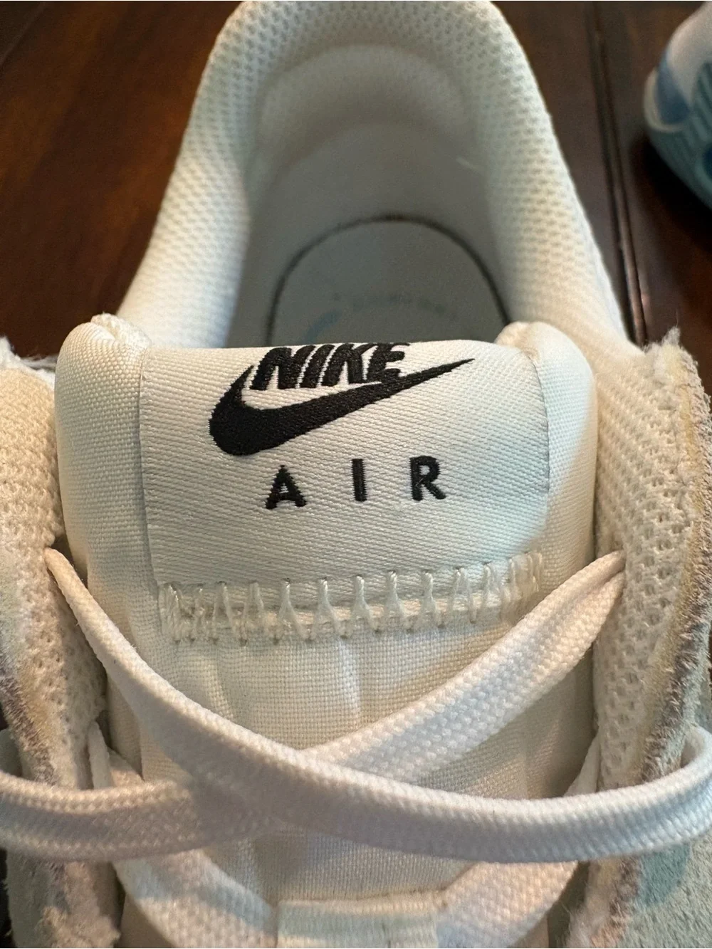 Nike Air Max Low-Top Sneakers in Light Blue, White & Black, Women’s size 9